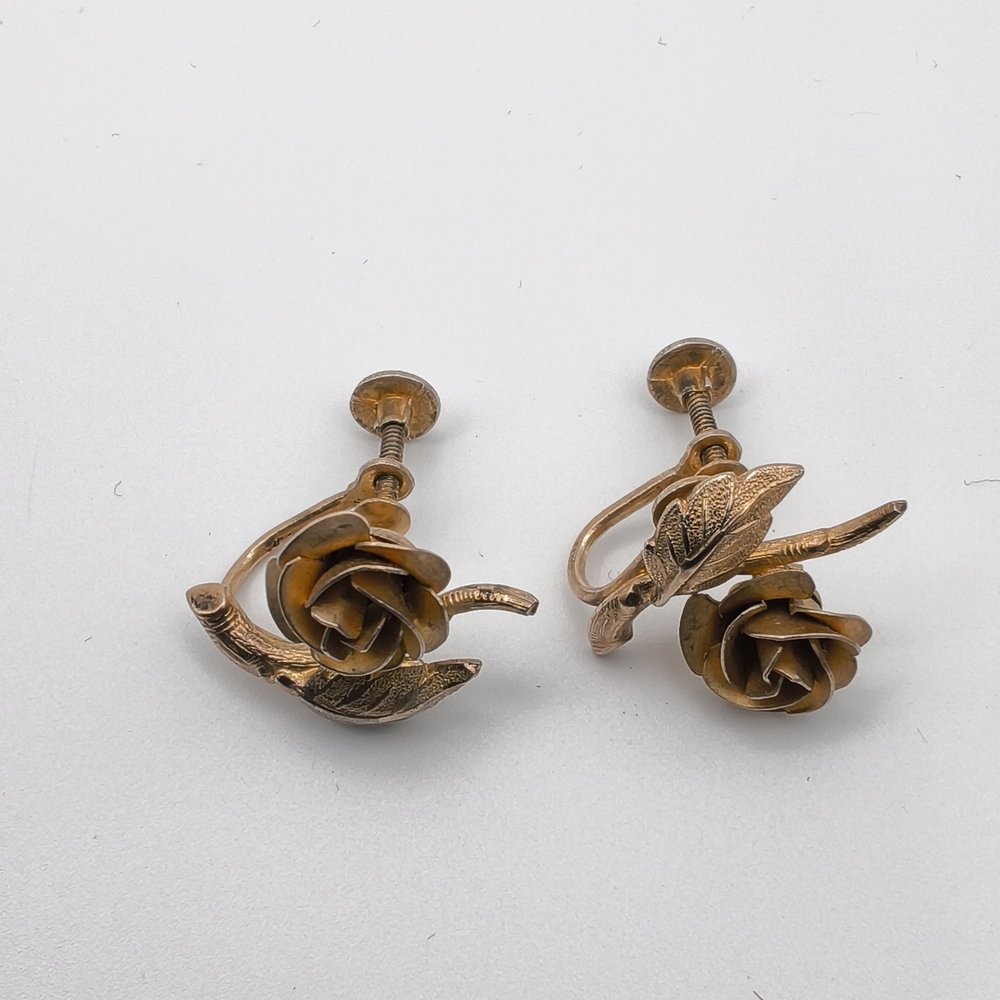 Vintage Bond Boyd Rose Screw Back Earrings – Mid Century Floral Design - Picture 2 of 5